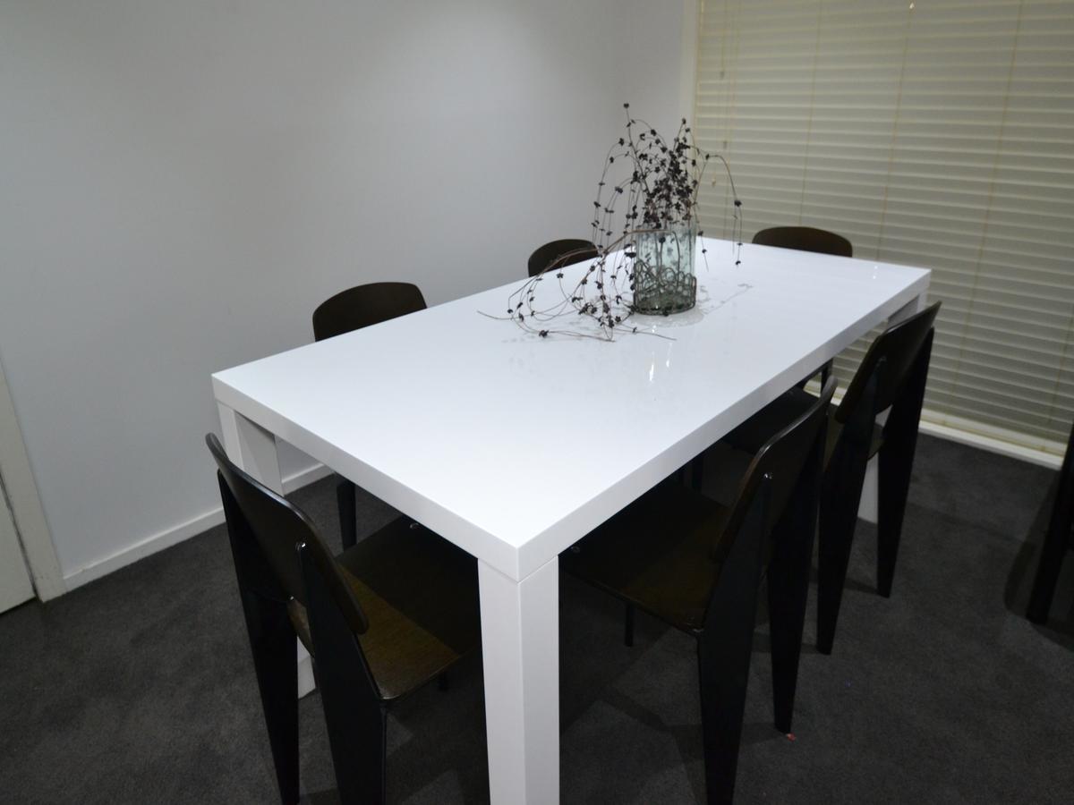 The Oaks Hotel Motel Albion Park Room photo